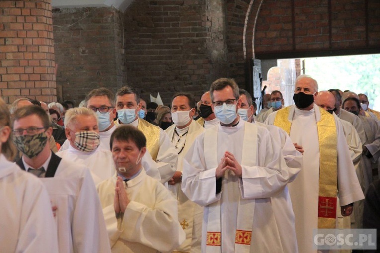 Modlitwa w intencji śp. ks. Janusza Malskiego w głogowskiej kolegiacie