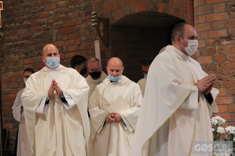 Modlitwa w intencji śp. ks. Janusza Malskiego w głogowskiej kolegiacie
