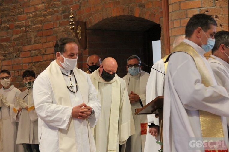 Modlitwa w intencji śp. ks. Janusza Malskiego w głogowskiej kolegiacie