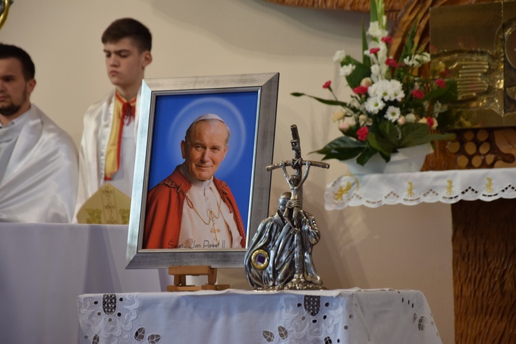 Wprowadzenie relikwii św. Jana Pawła II - Boczki Chełmońskie