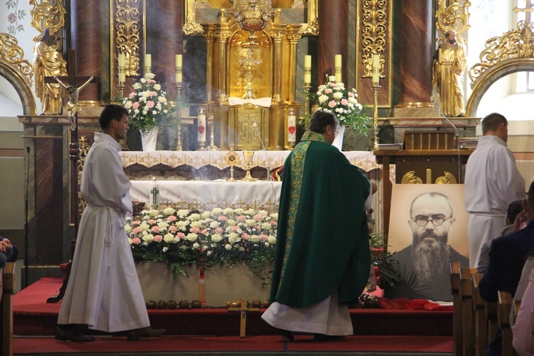 Wprowadzenie relikwii św. Maksymiliana Marii Kolbe w Górze św. Małgorzaty