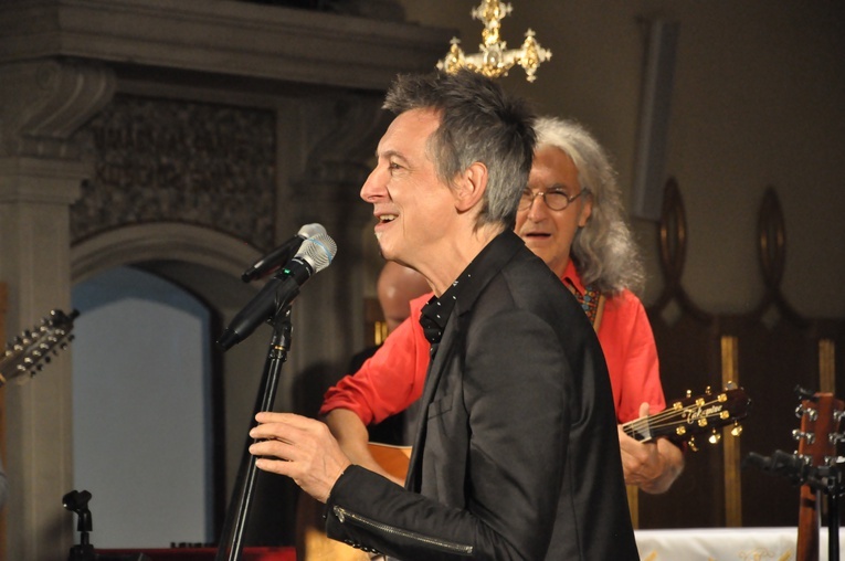 Żabno. Karolowe pieśni