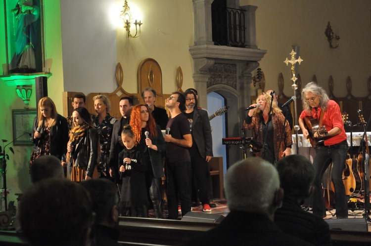 Żabno. Karolowe pieśni