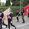 W uroczystości wzięło udział wiele pocztów sztandarowych, na pierwszym planie – najstarsza chorągiew, z 1926 roku.