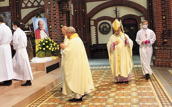 Modlitwie w katedrze przewodniczył ordynariusz gliwicki.