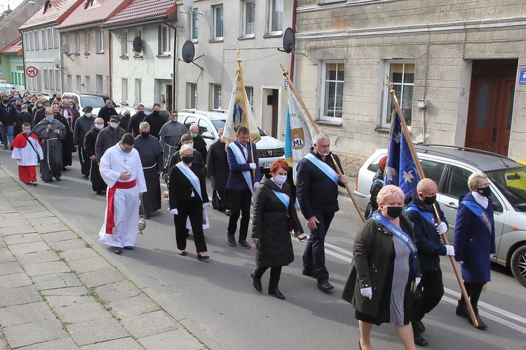 Pogrzeb franciszkanina o. Janusza Marii Szypulskiego