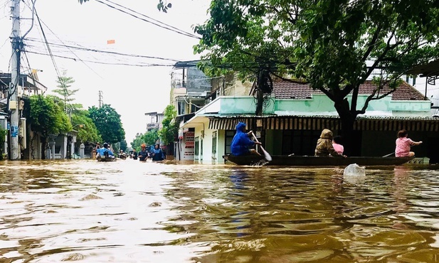 Wietnam: Caritas prosi o pomoc dla powodzian 