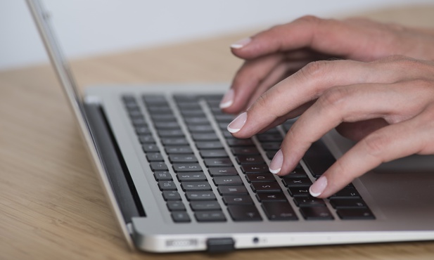 Region. Urząd przez Internet? Coraz więcej spraw załatwiamy on-line