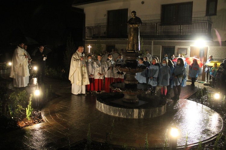 Październikowe nabożeństwo fatimskie w Łąkcie