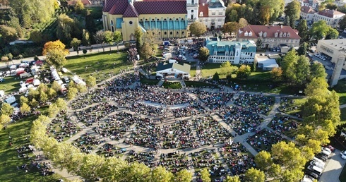 Piesza Pielgrzymka Wrocławska się "nie poddaje"