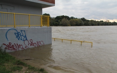 Wysoka Odra we Wrocławiu