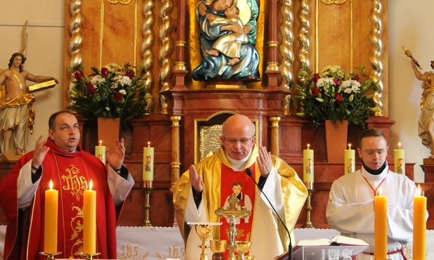 Parszowice. Uroczystość ku czci bł. ks. Jerzego Popiełuszki 