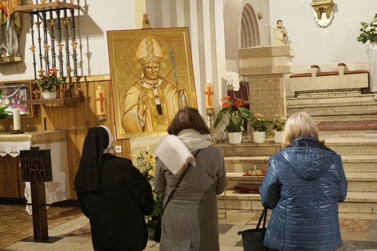 Ikona i relikwie św. Jana Pawła II u jezuitów w Bytomiu