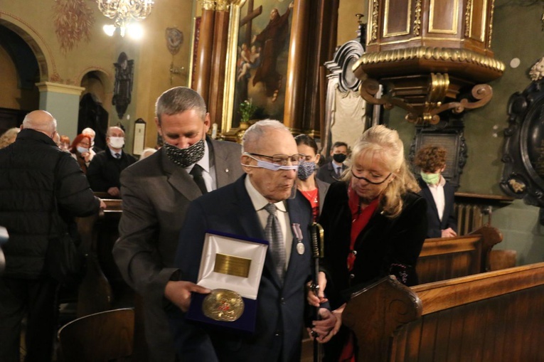 Major Stanisław Szuro obchodził jubileusz 100. rocznicy urodzin