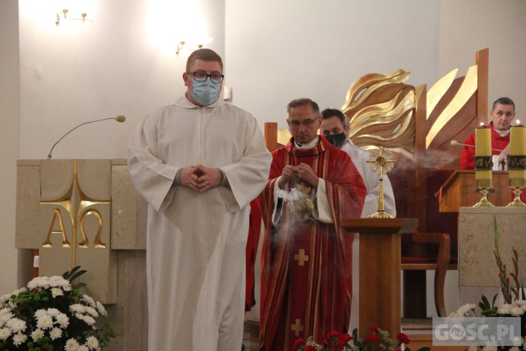 Zielona Góra. Wprowadzenie relikwii bł. ks. Jerzego Popiełuszki