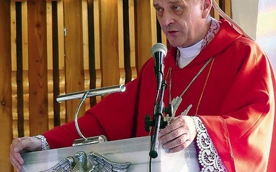 Bp R. Pindel wydał zalecenia w związku  ze wzrostem zakażeń. 