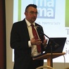 	Głos zabrał m.in. Marek Grabowski, prezes Fundacji Mamy i Taty.