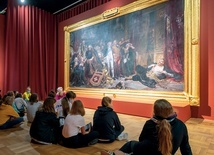 Na początku wystawy przykuwa uwagę postać Rejtana z obrazu Jana Matejki.