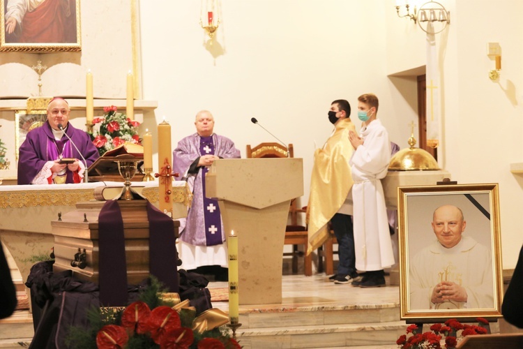 Pogrzeb śp. ks. Mieczysława Grabowskiego w Słotwinie