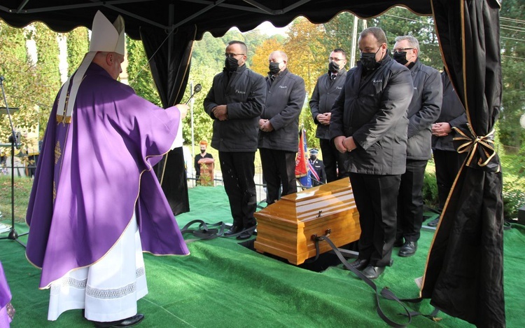 Pogrzeb śp. ks. Edwarda Kobiesy w Kończycach Małych