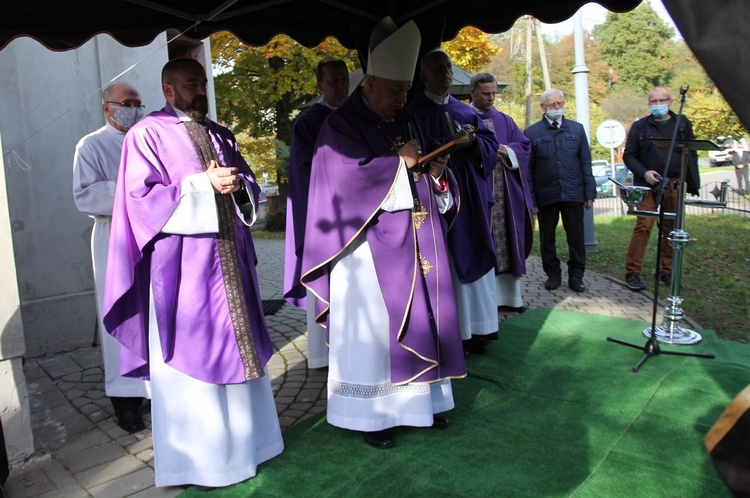 Pogrzeb śp. ks. Edwarda Kobiesy w Kończycach Małych