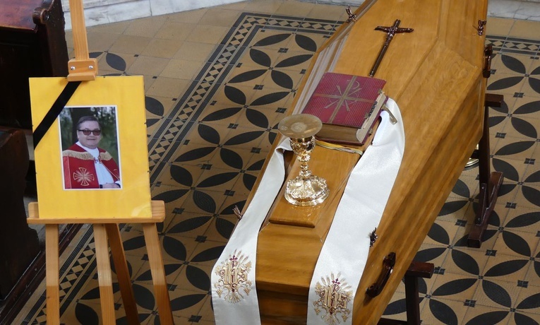 Pogrzeb śp. ks. Edwarda Kobiesy w Kończycach Małych