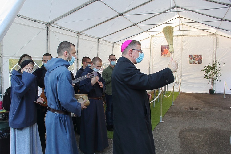 Otwarcie pawilonu-jadalni przy Domu Miłosierdzia w Koszalinie