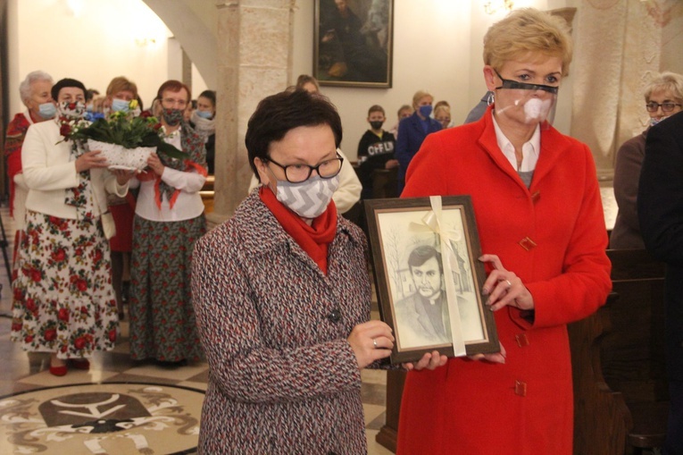 Bobowa. Wprowadzenie relikwii i poświęcenie ołtarza