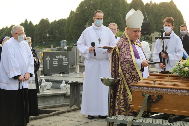 Pogrzeb śp. ks. prał. Alojzego Zubra w Skoczowie