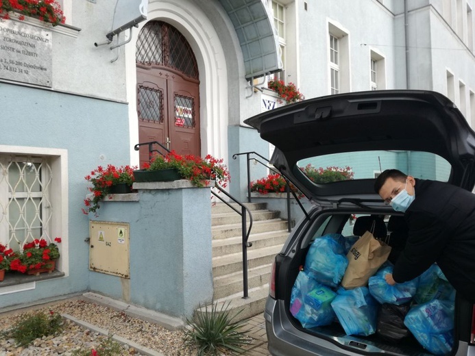 Pomoc dzierżoniowskiemu ZOL