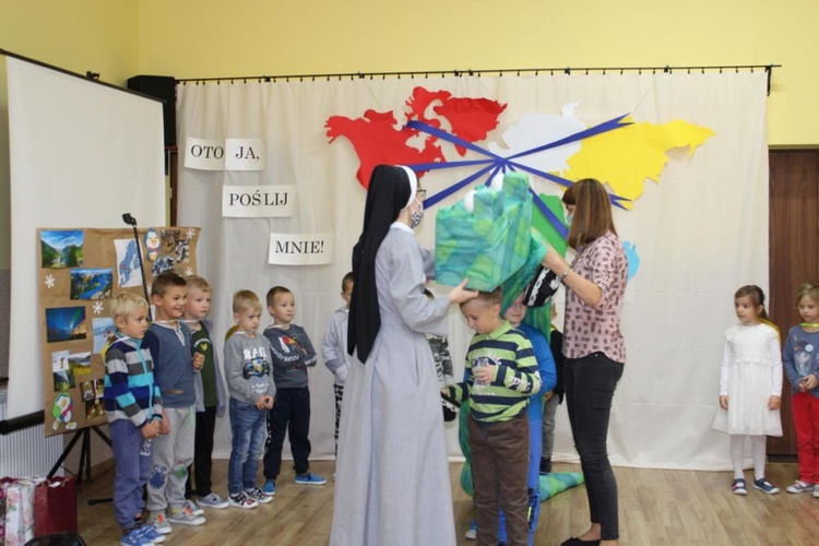 Tydzień Misyjny w przedszkolach, szkołach i parafiach