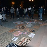 Protest przed radomską katedrą