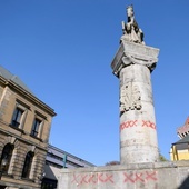 Poznań: Zniszczenia po manifestacjach