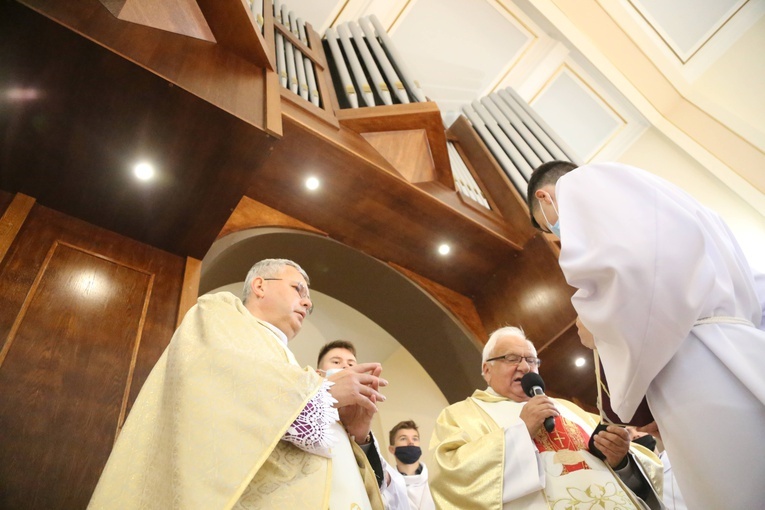 Poświęcenie organów w Straszęcinie