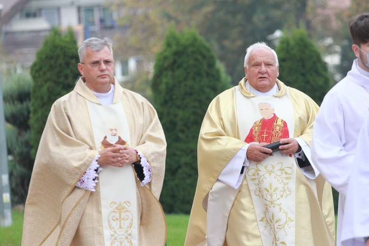 Poświęcenie organów w Straszęcinie