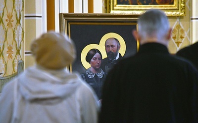 Relikwie św. Zelii i Ludwika Martin, których córką była św. Teresa od Dzieciątka Jezus, zostały uroczyście wprowadzone do kościoła Mariackiego w Szczecinku 25 października. Rekolekcje przygotowujące do tego wydarzenia poprowadził o. Cekiera OCD.
