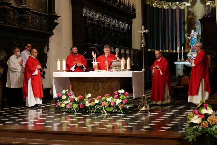 Eucharystia za śp. abp. Tadeusza Gocłowskiego