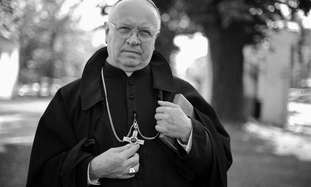 Zmarł biskup senior Józef Zawitkowski