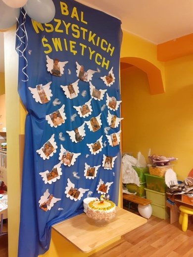 Bal Wszystkich Świętych u józefitek