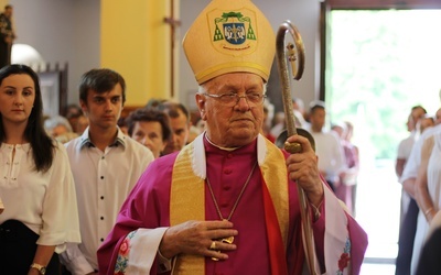 Ś.p. bp Józef Zawitkowski starał się jak najczęściej odwiedzać siostry nazaretanki. W Żdżarach, ale i w Warszawie.