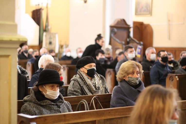 Maków Mazowiecki. Pogrzeb ks. kan. Andrzeja Nowakowskiego