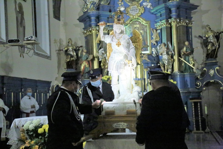 Nawiedzenie figury św. Michała
