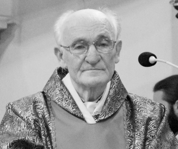 Śp. ks. Franciszek Tomczyk.