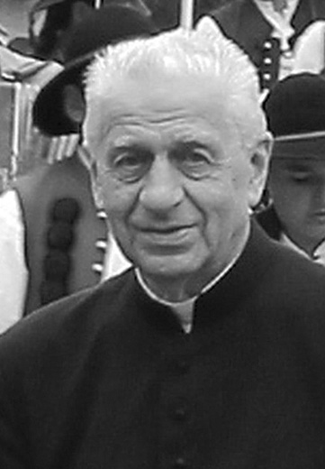 ▲	Mieszkańcy Szczyrku modlili się za swojego zmarłego, zasłużonego pasterza z sanktuarium na Górce.