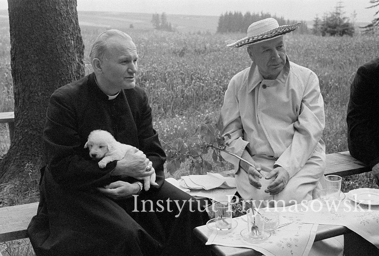 Nieznane zdjęcia Prymasa Wyszyńskiego 