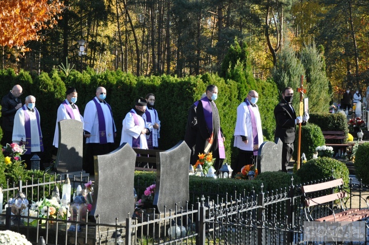 Ostatnie pożegnanie śp. ks. Zbigniewa Wokotruba