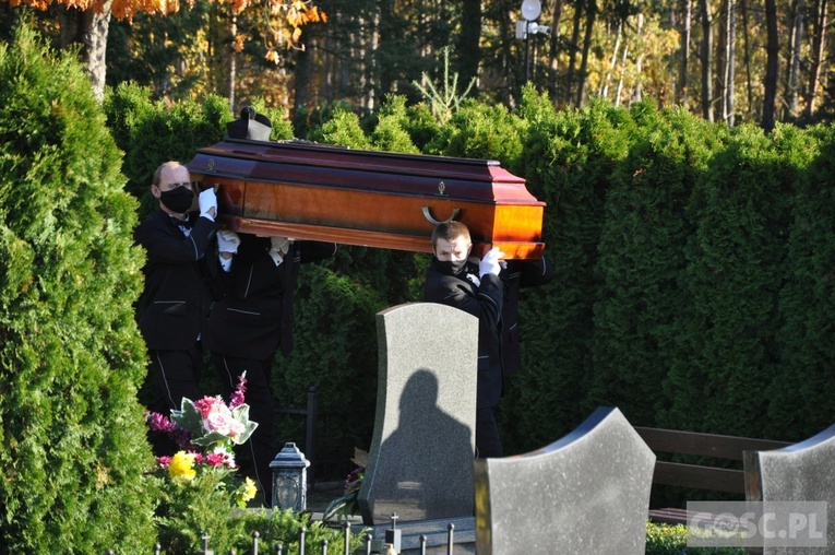 Ostatnie pożegnanie śp. ks. Zbigniewa Wokotruba