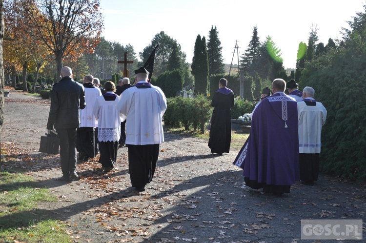 Ostatnie pożegnanie śp. ks. Zbigniewa Wokotruba