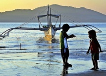 Misjonarz na Filipinach: Postcovidowa bieda dopiero uderzy
