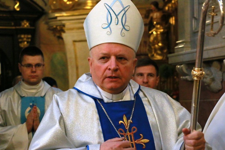 Bp Józef Wróbel.